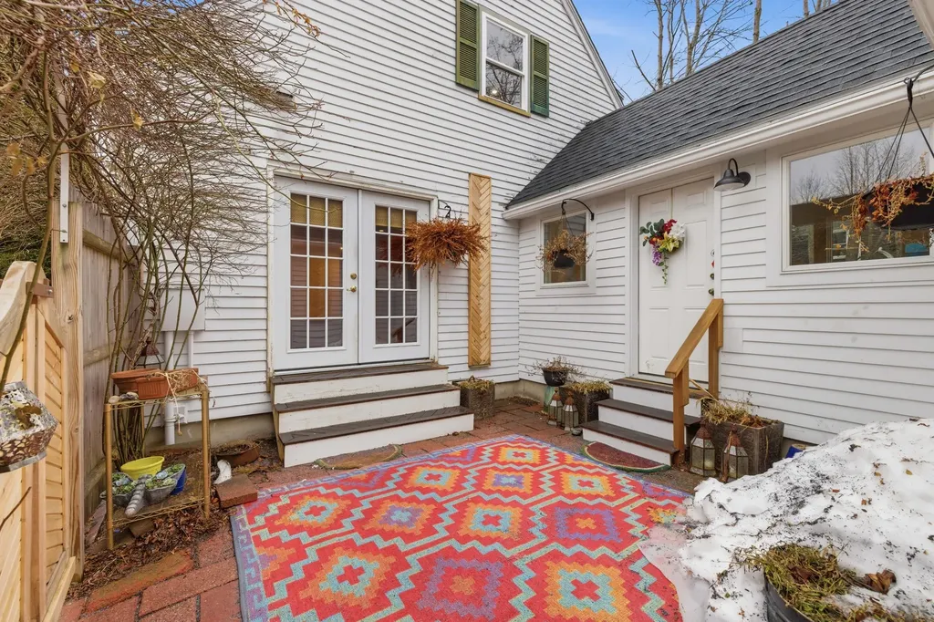 15 Dane Street Kennebunk ME 04043