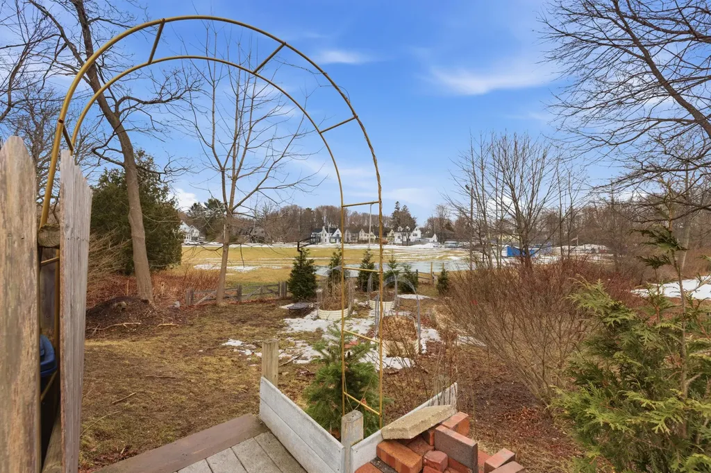 15 Dane Street Kennebunk ME 04043