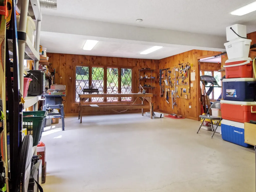 16 Davis Point Road Wayne ME 04284