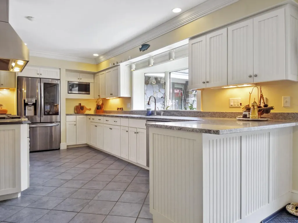 16 Davis Point Road Wayne ME 04284