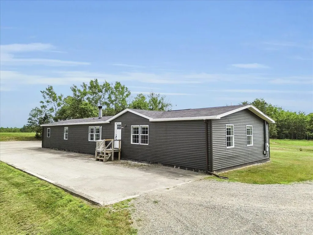 581 The Shore Road Castine ME 04421