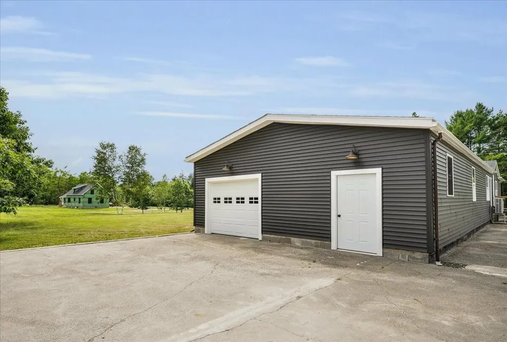 581 The Shore Road Castine ME 04421