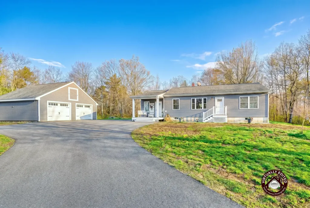 35 Pierce Road Oxford ME 04270