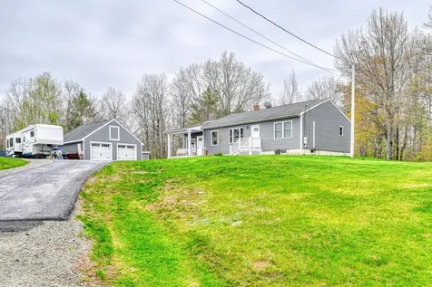 35 Pierce Road Oxford ME 04270