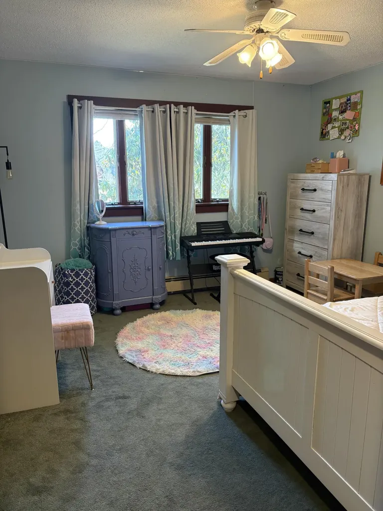 593 W Main Street Waldoboro ME 04572