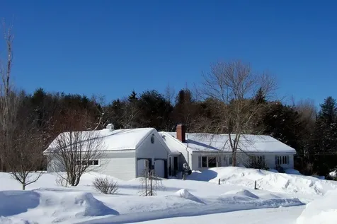 593 W Main Street Waldoboro ME 04572