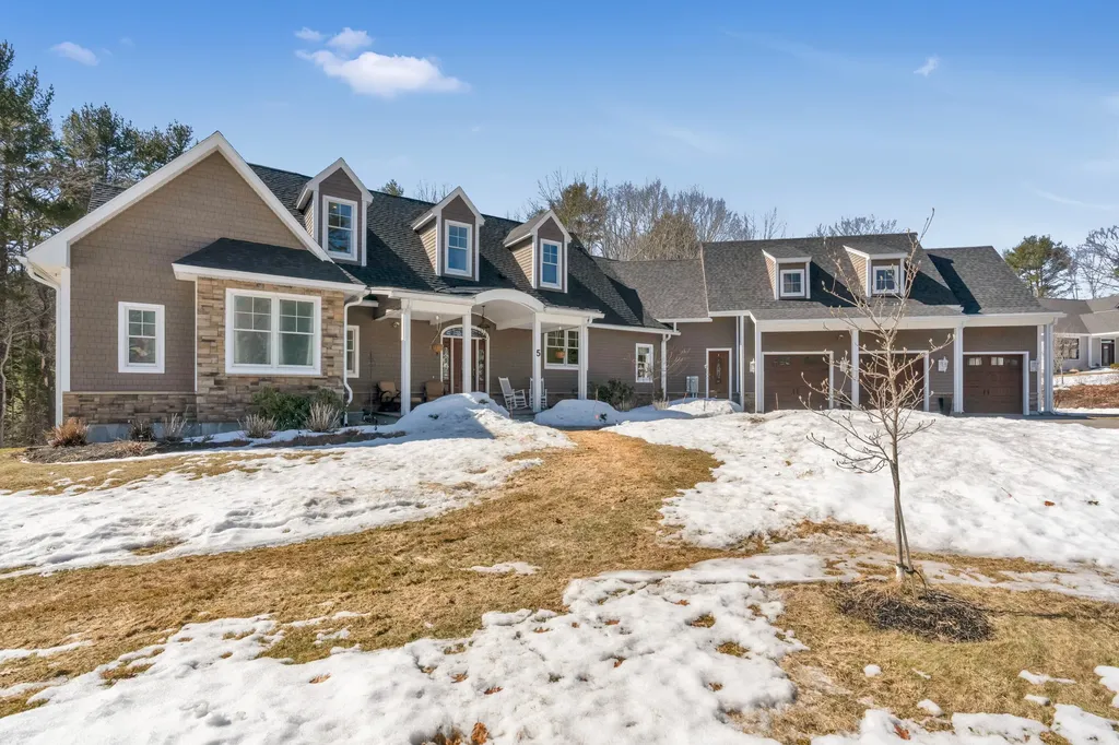 5 Lake Brook Drive Kennebunk ME 04043