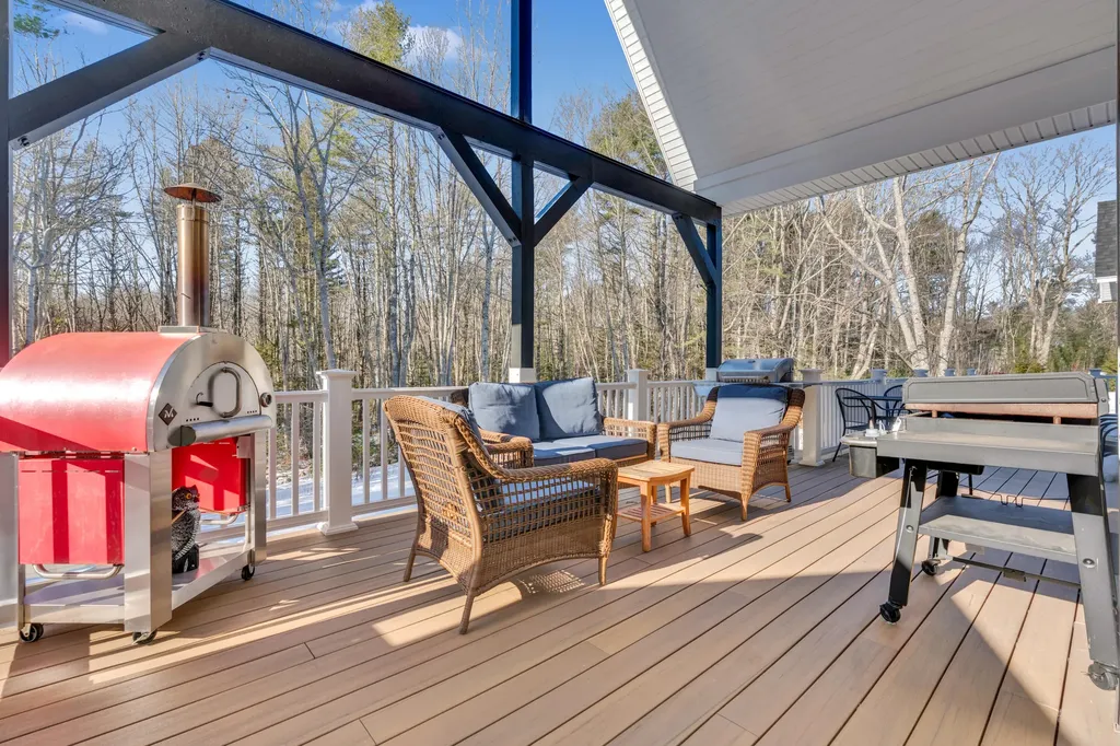5 Lake Brook Drive Kennebunk ME 04043