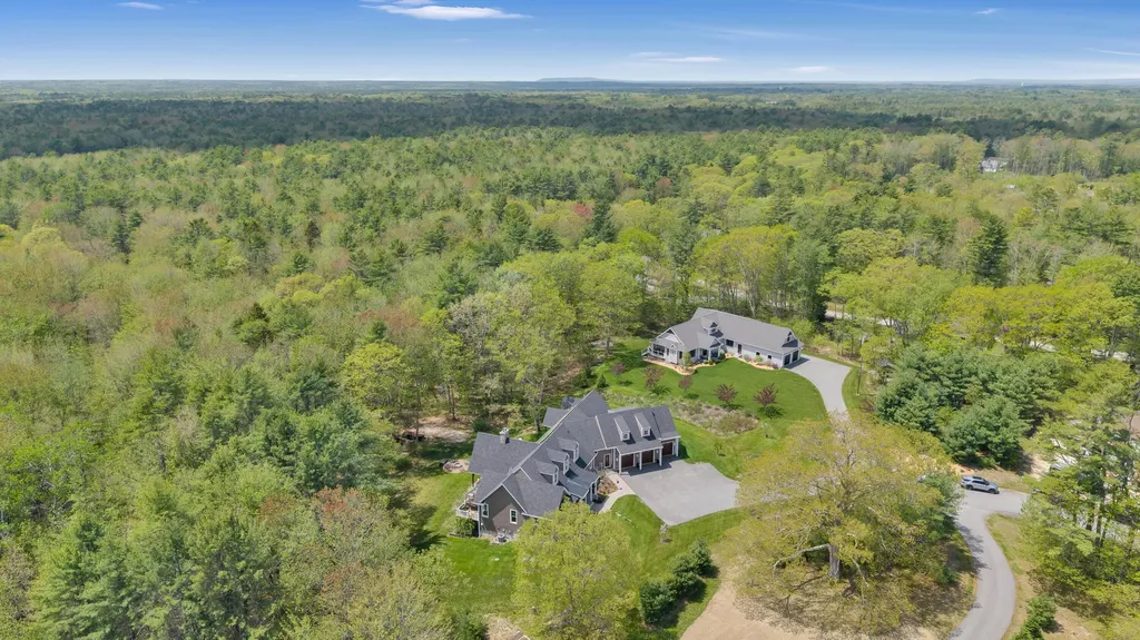 5 Lake Brook Drive Kennebunk ME 04043
