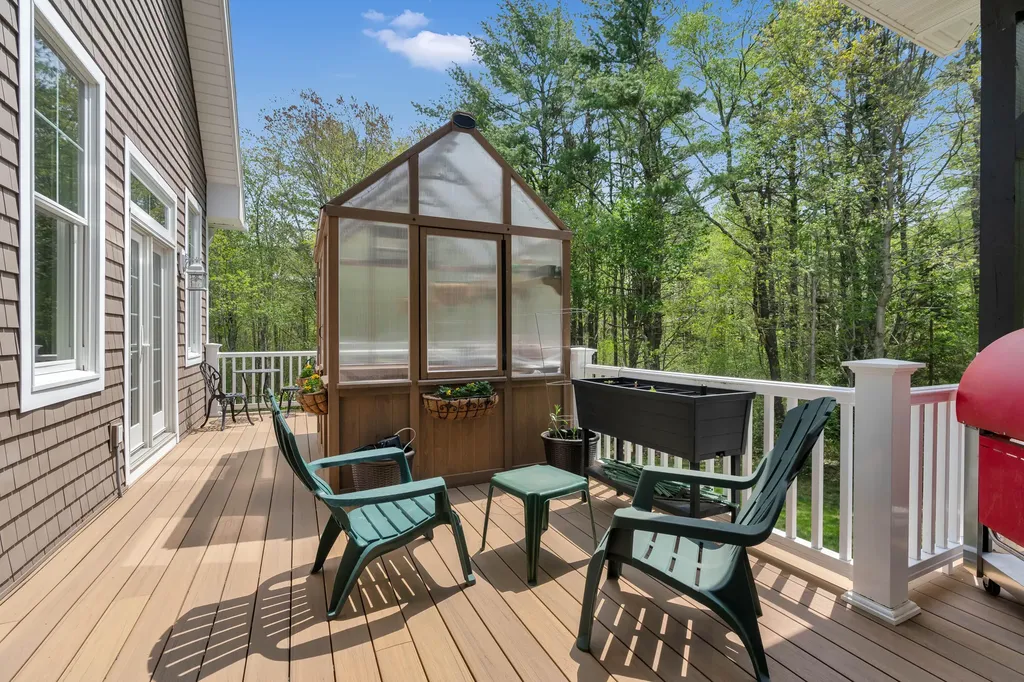 5 Lake Brook Drive Kennebunk ME 04043