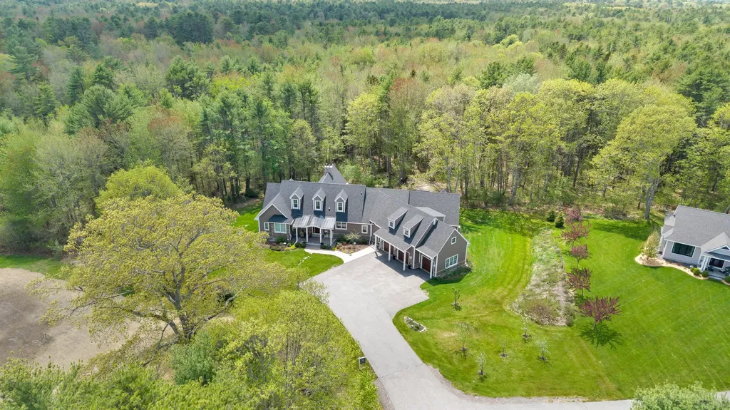 5 Lake Brook Drive Kennebunk ME 04043
