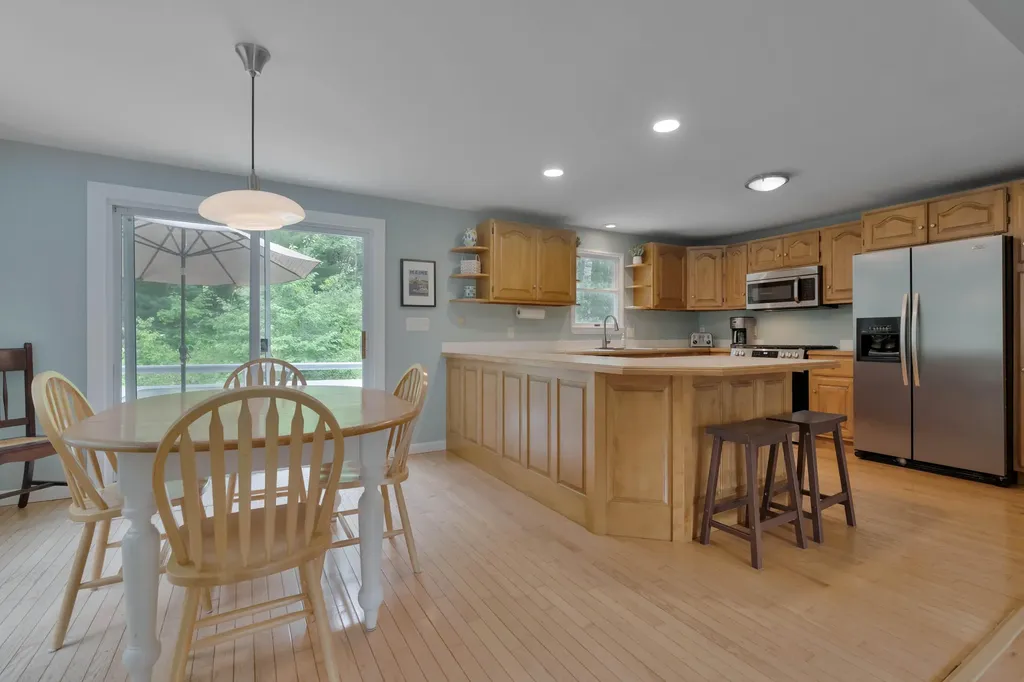 20 Stone Road Kennebunkport ME 04046