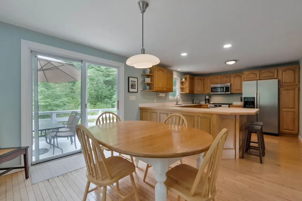 20 Stone Road Kennebunkport ME 04046