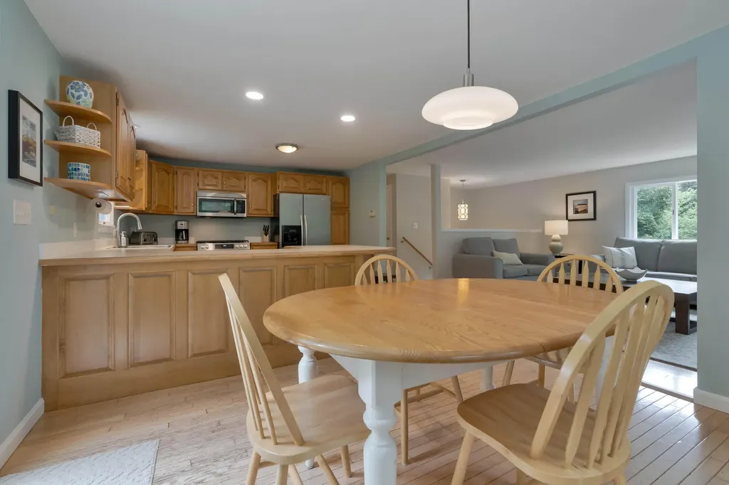 20 Stone Road Kennebunkport ME 04046