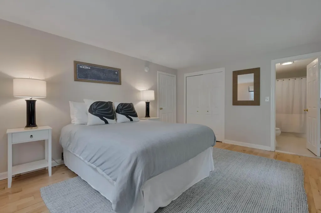 20 Stone Road Kennebunkport ME 04046