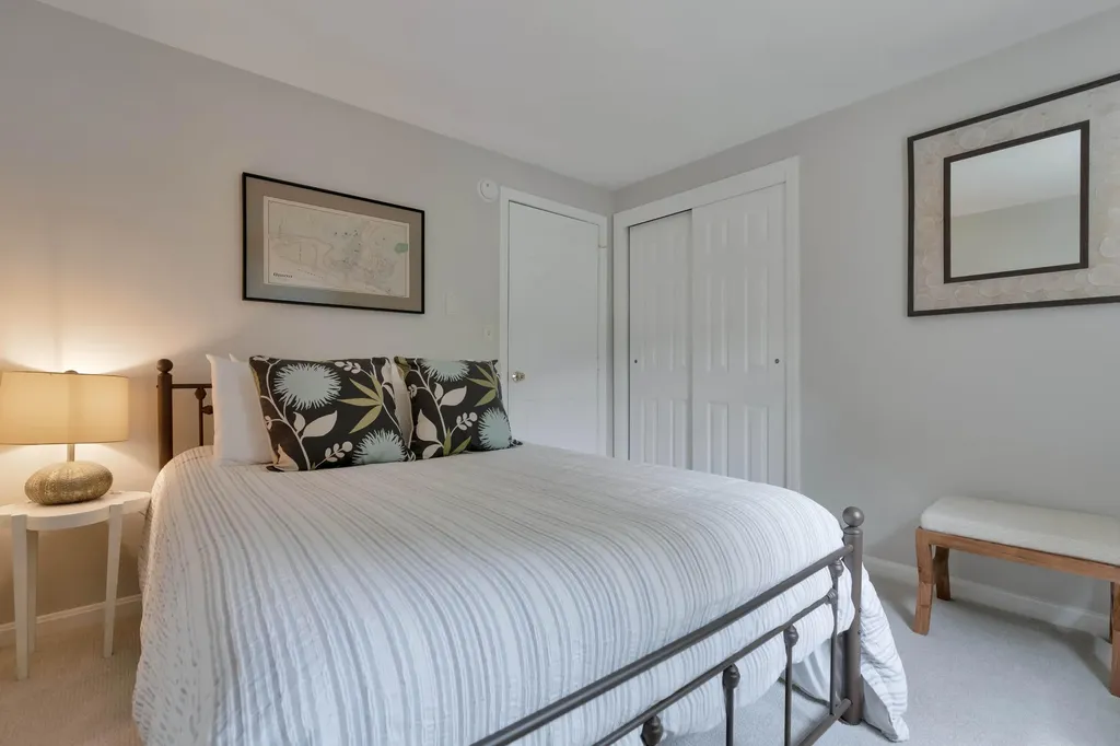 20 Stone Road Kennebunkport ME 04046