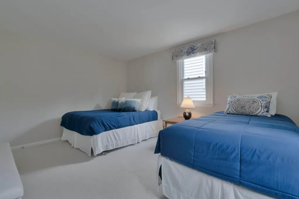 20 Stone Road Kennebunkport ME 04046