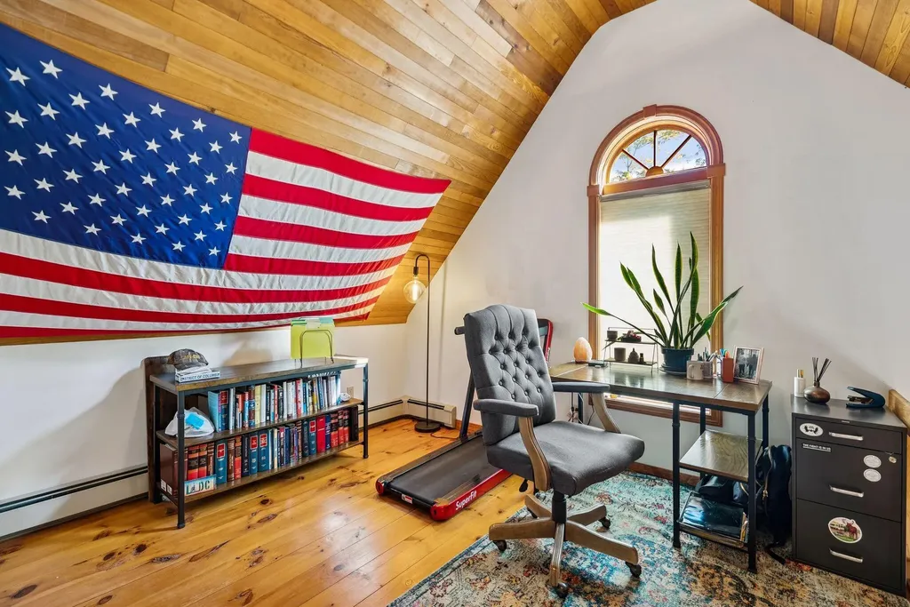 214 Desert Pond Road Mount Vernon ME 04352
