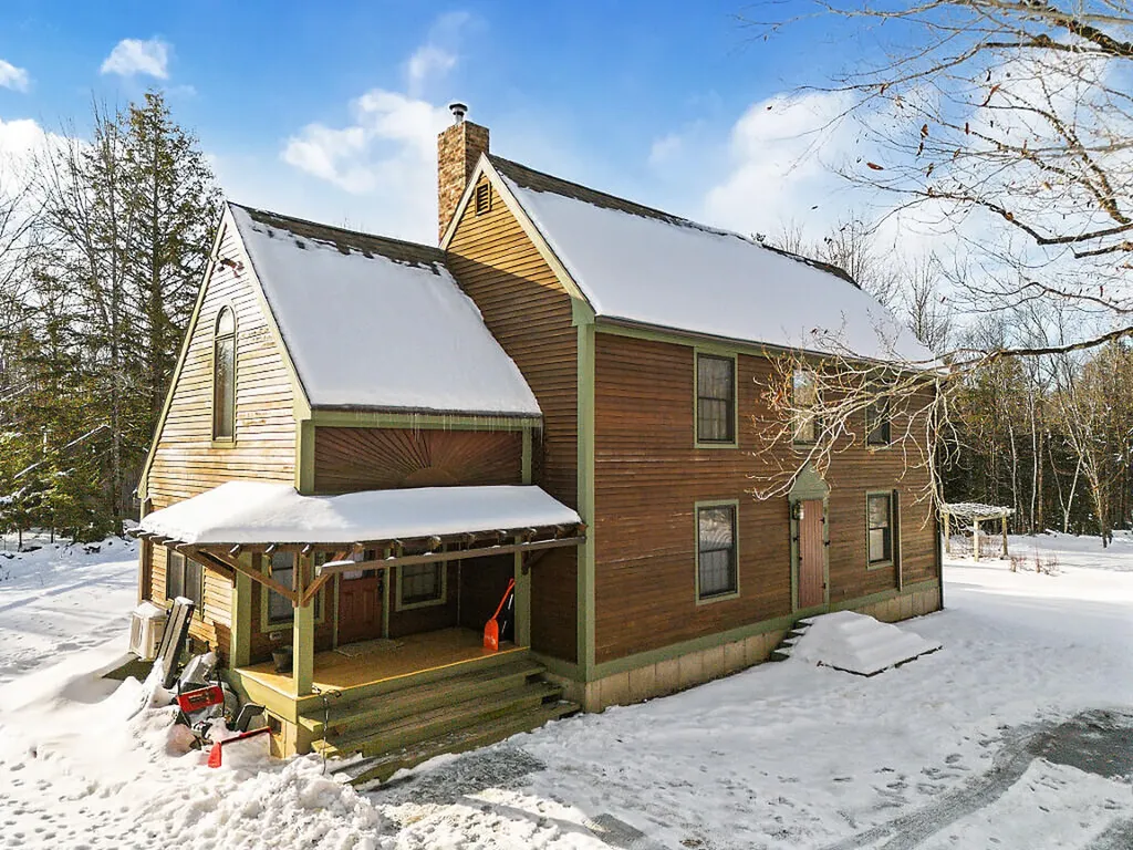 214 Desert Pond Road Mount Vernon ME 04352