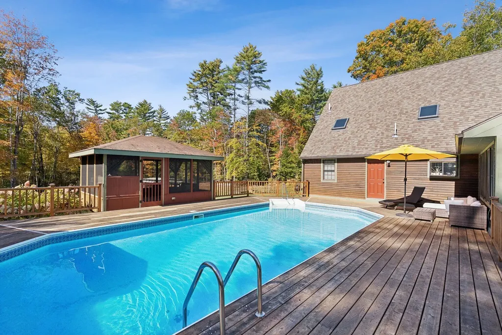 214 Desert Pond Road Mount Vernon ME 04352