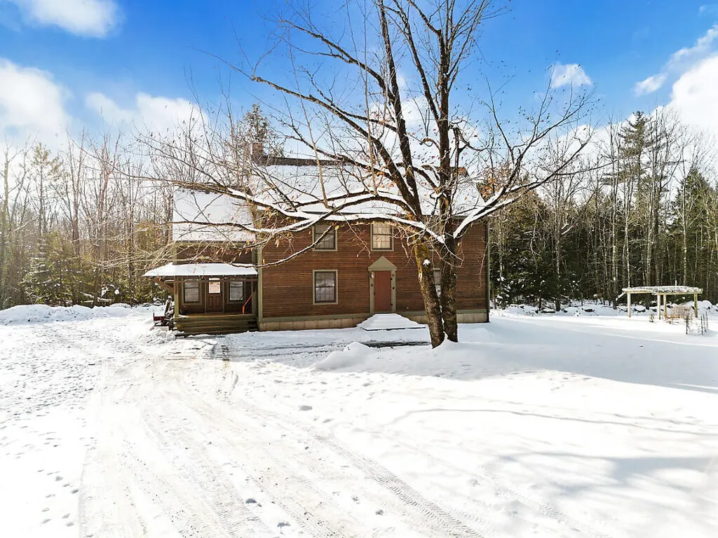 214 Desert Pond Road Mount Vernon ME 04352