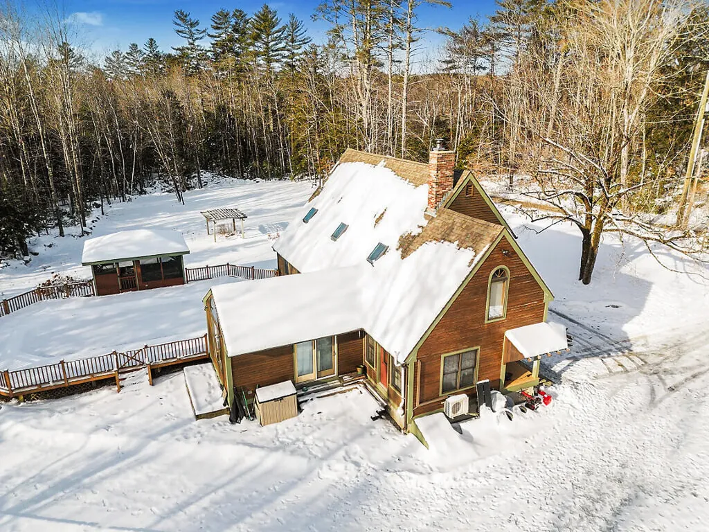 214 Desert Pond Road Mount Vernon ME 04352