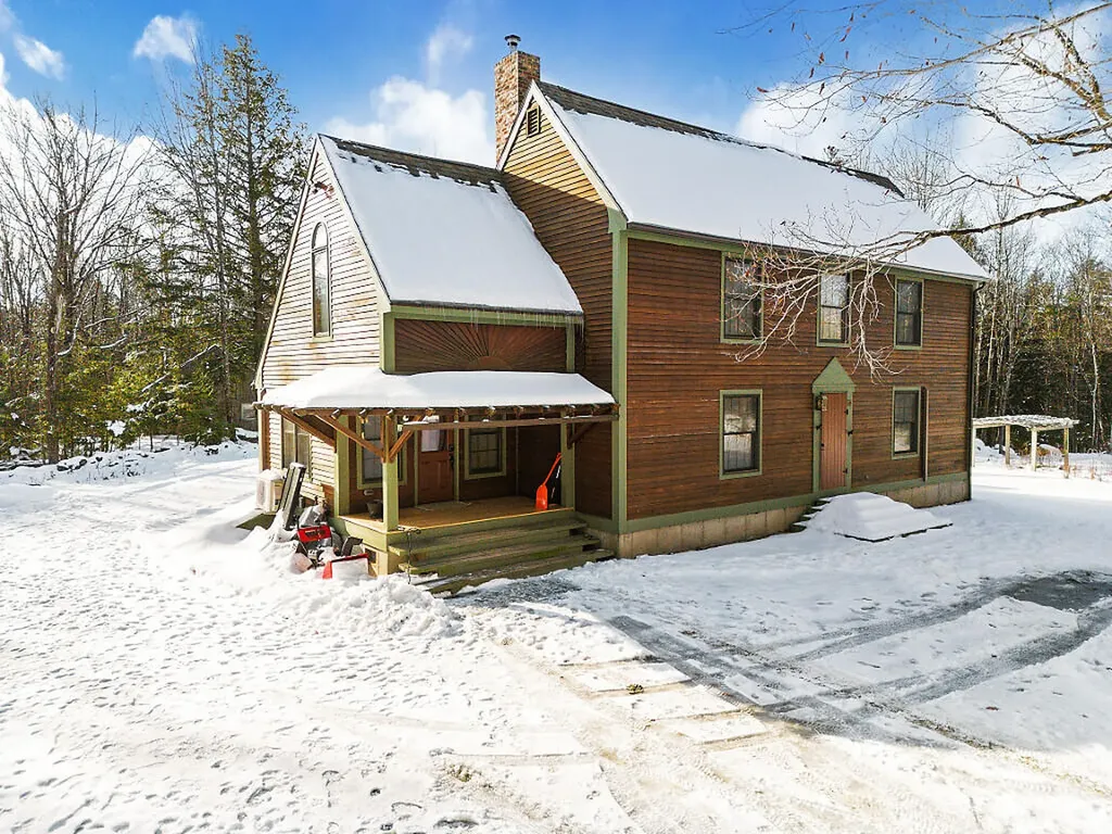 214 Desert Pond Road Mount Vernon ME 04352