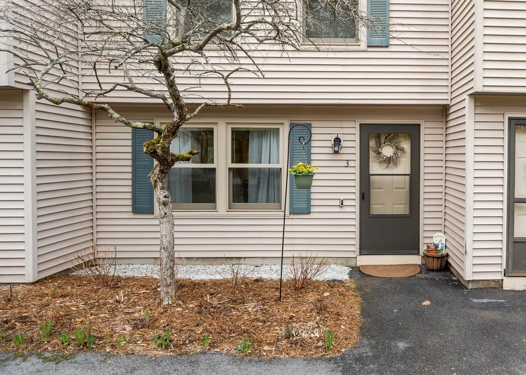 3 Oak Dale Drive Scarborough ME 04074
