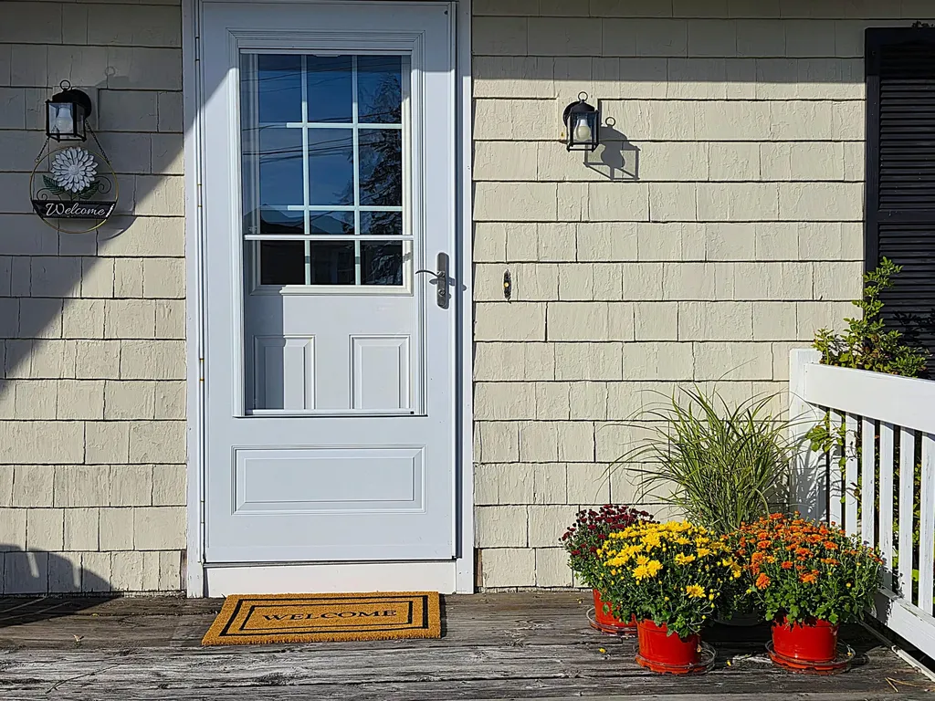 147 Beach Avenue Kennebunk ME 04043
