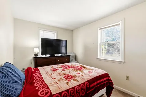 5 Appleby Street Sanford ME 04073