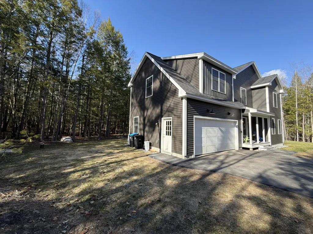 19 Treasure Lane Windham ME 04062