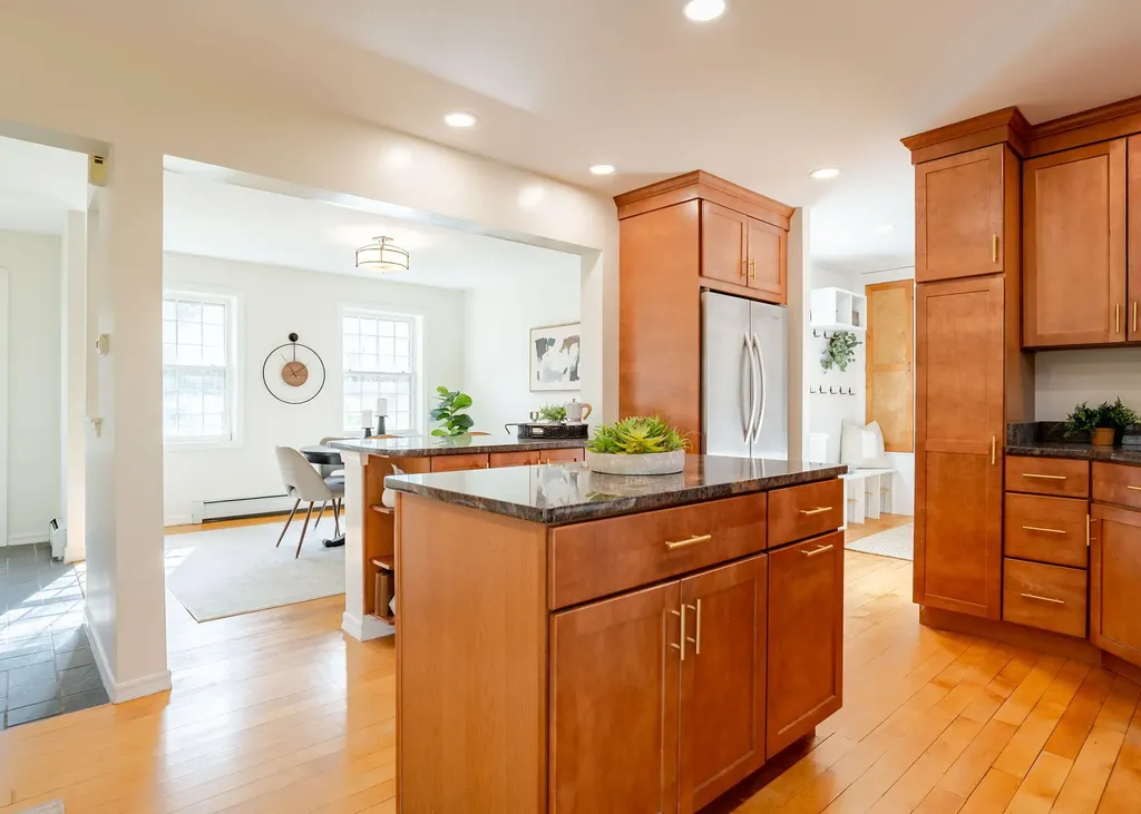 20 Windsor Pines Drive Scarborough ME 04074