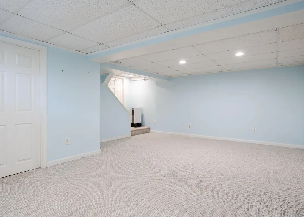 20 Windsor Pines Drive Scarborough ME 04074