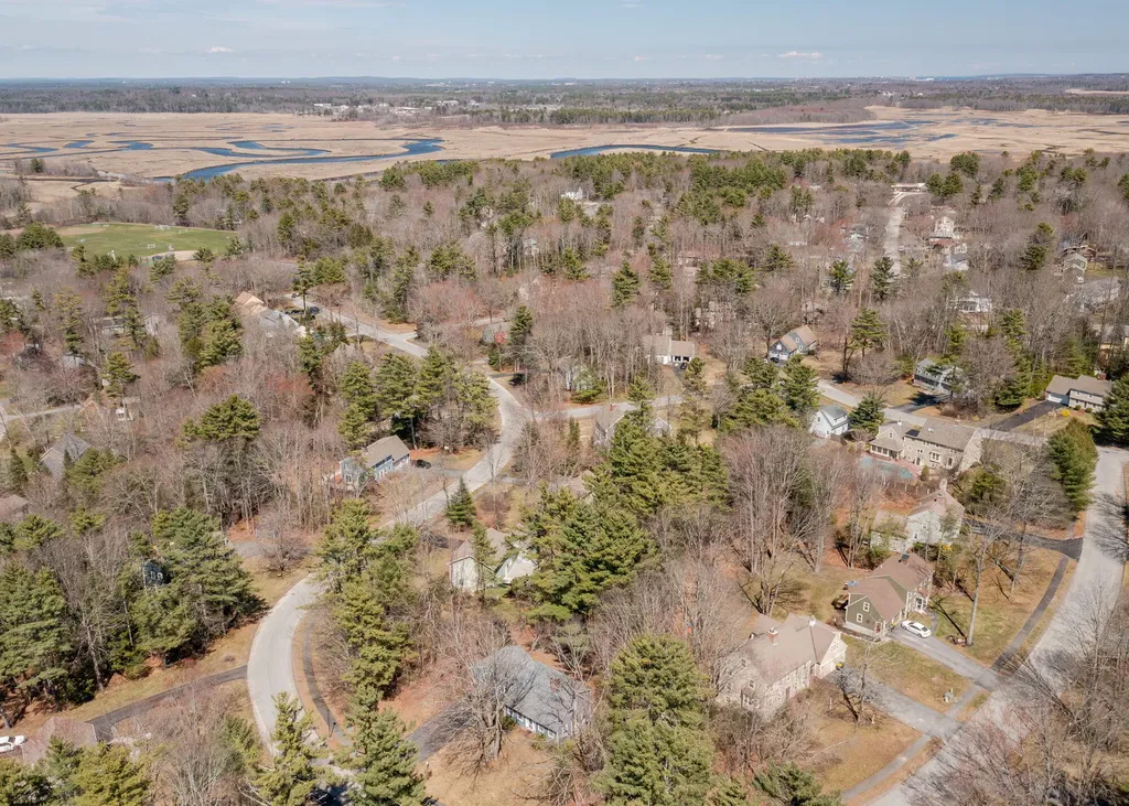 20 Windsor Pines Drive Scarborough ME 04074