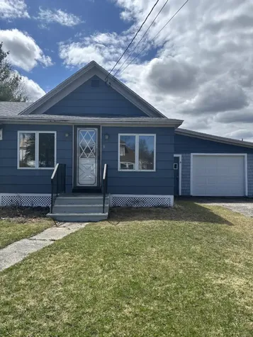 8 Maynard Street Washburn ME 04786