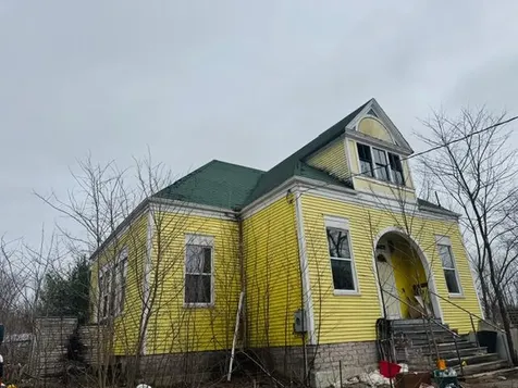 90 N Main Street Monmouth ME 04265