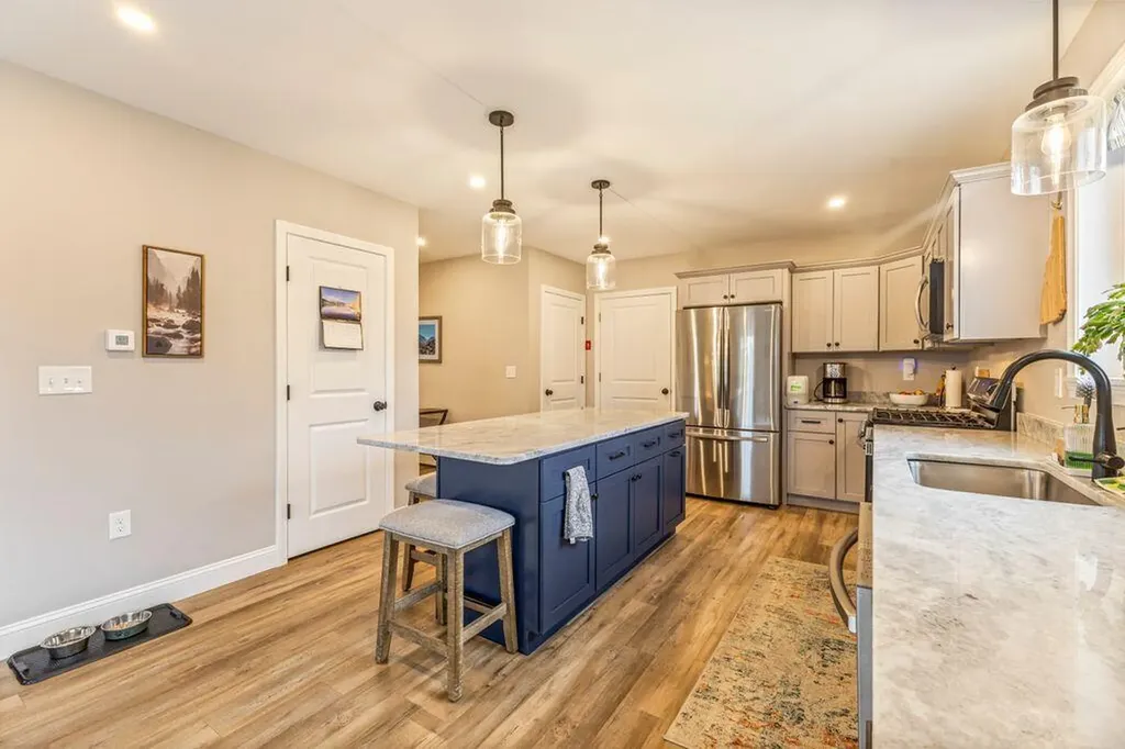11 Estes Drive Standish ME 04085