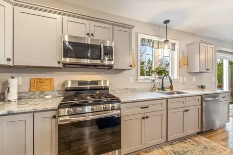 11 Estes Drive Standish ME 04085