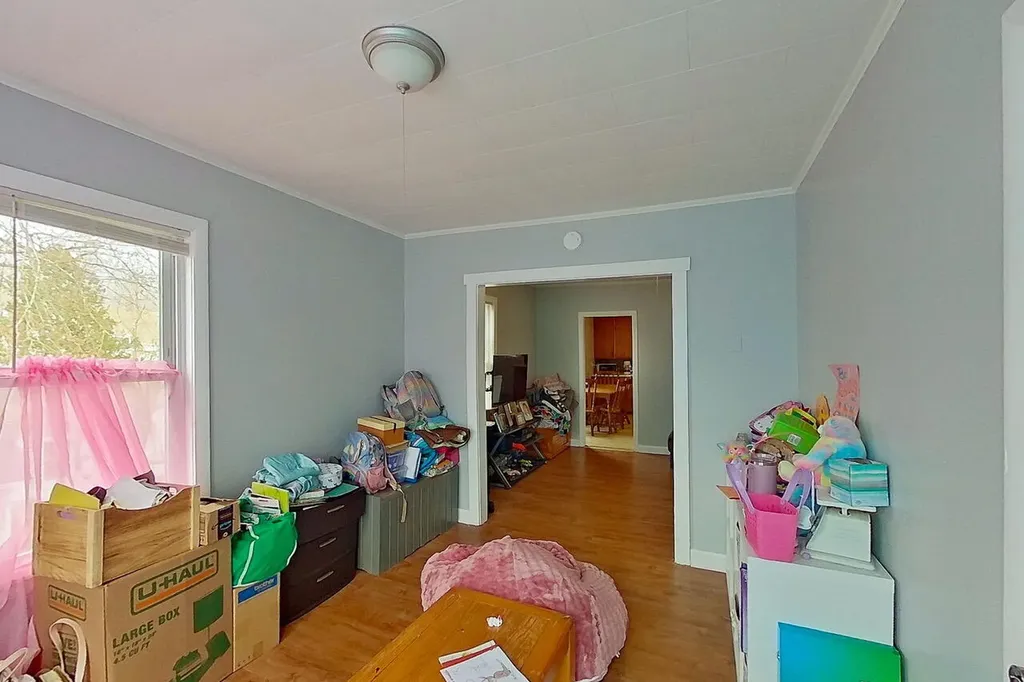 27 Vine Street Livermore Falls ME 04254