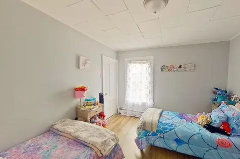 27 Vine Street Livermore Falls ME 04254
