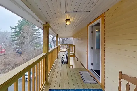27 Vine Street Livermore Falls ME 04254
