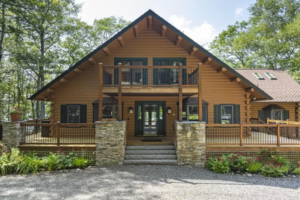 44 Stone Point Lane Boothbay ME 04537