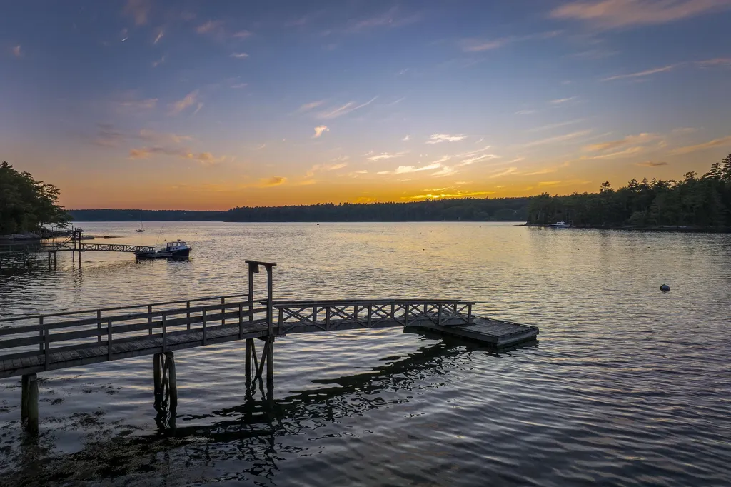 44 Stone Point Lane Boothbay ME 04537