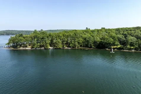 44 Stone Point Lane Boothbay ME 04537