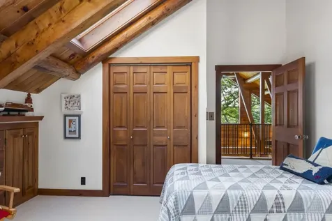 44 Stone Point Lane Boothbay ME 04537