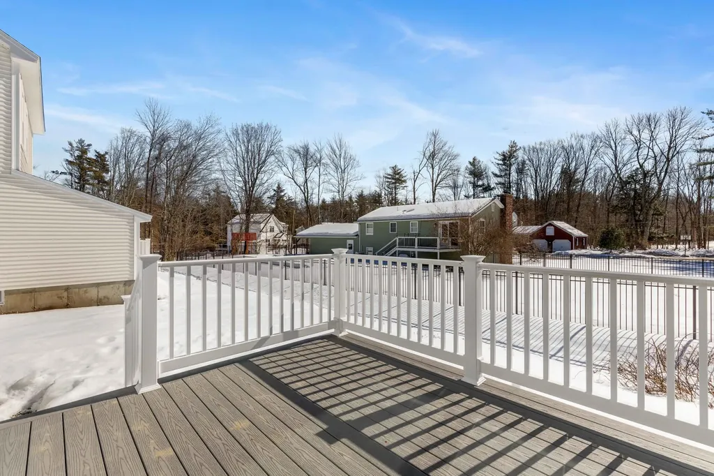 29 Baxter Lane Gorham ME 04038