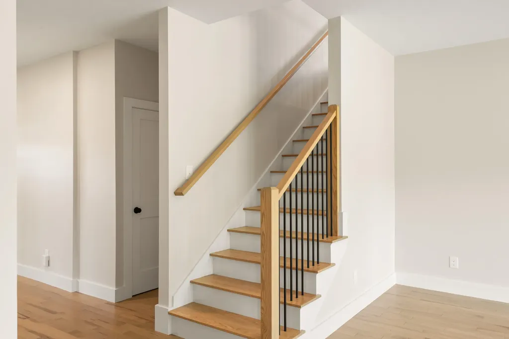 108 Owl's Nest Road Portland ME 04102