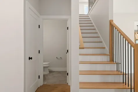 108 Owl's Nest Road Portland ME 04102