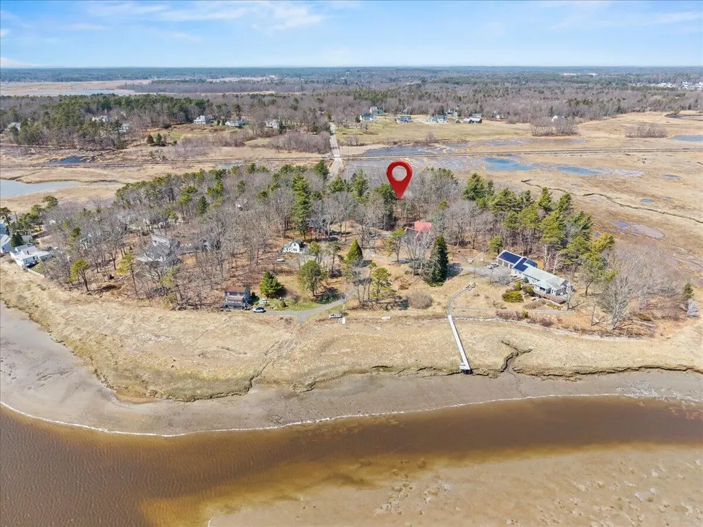 104 Winnocks Neck Road Scarborough ME 04074