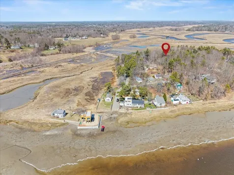 104 Winnocks Neck Road Scarborough ME 04074